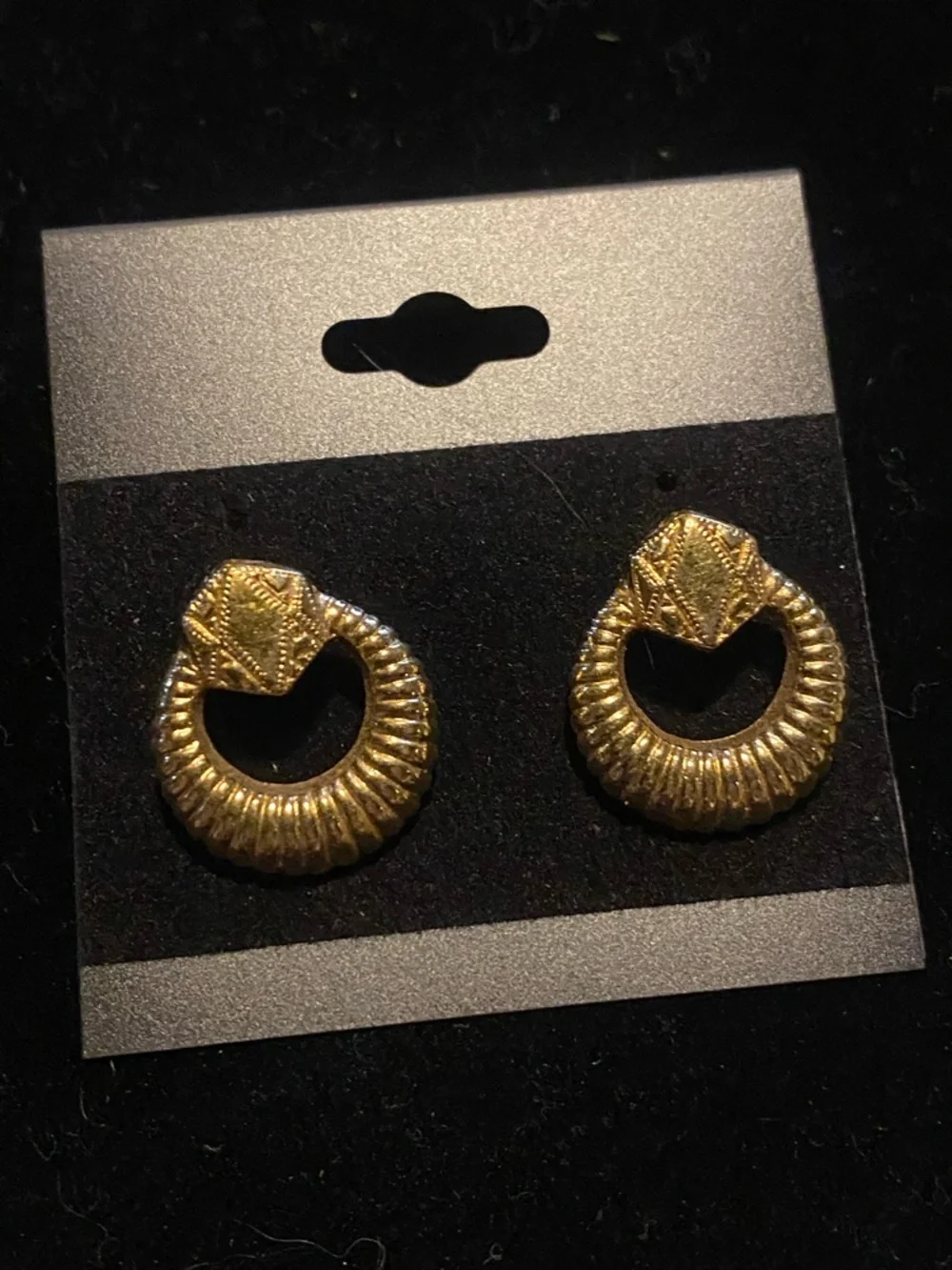 GOLD VINTAGE knocker style hoops(gold tone) - Picture 3 of 8